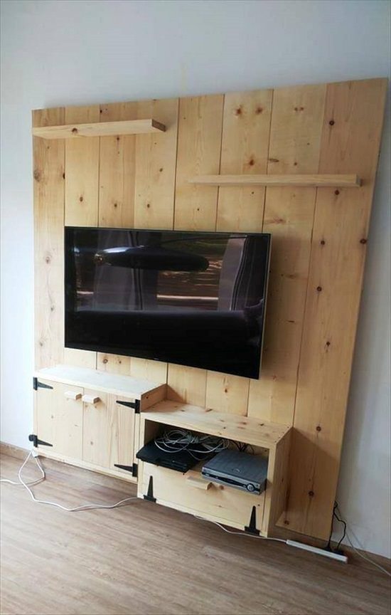 DIY Wooden Media Wall / TV Panel