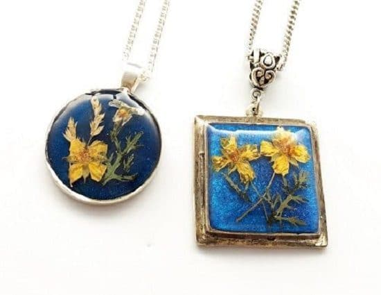 flowers and resin pendant necklace DriftWood