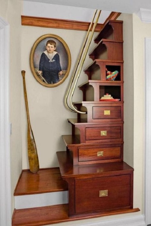 Vintage Steep Staircase Idea