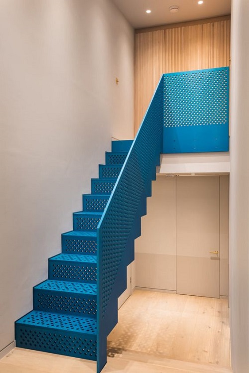 Staircase Ideas For Small Spaces 20