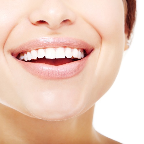 Does Swishing Hydrogen Peroxide Whiten Teeth 1