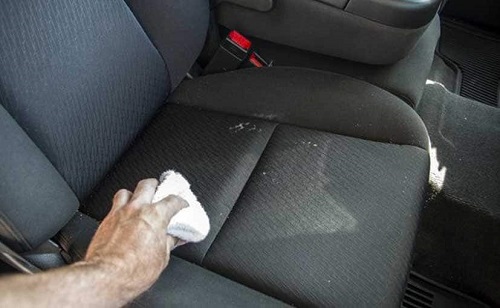 Why Does My Car Smell Like Vinegar3