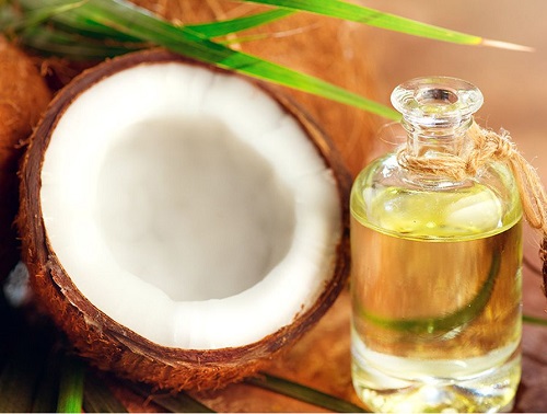 Coconut Oil for Foot Fungus2
