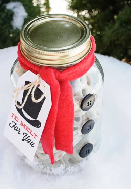 DIY Snowman Mason Jar Christmas Gifts