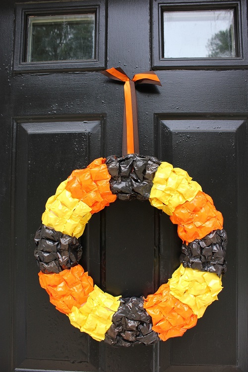 DIY Halloween Candy Wreath