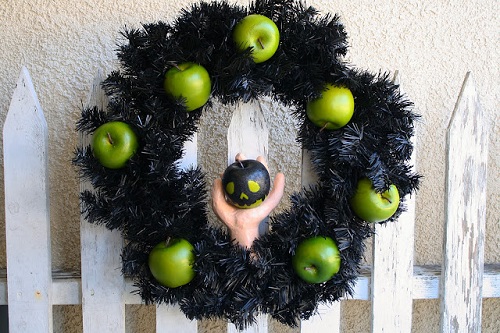 Poison Apple Halloween wreath