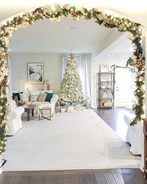 Christmas Decor Ideas That Only Look Expensive 13