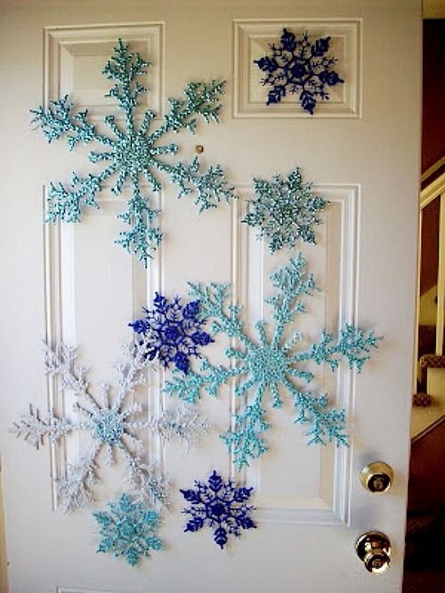DIY Sparkly Snowflakes