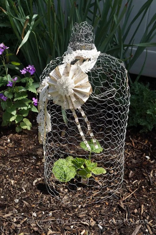 DIY Wire Sculpture Ideas for Garden 2
