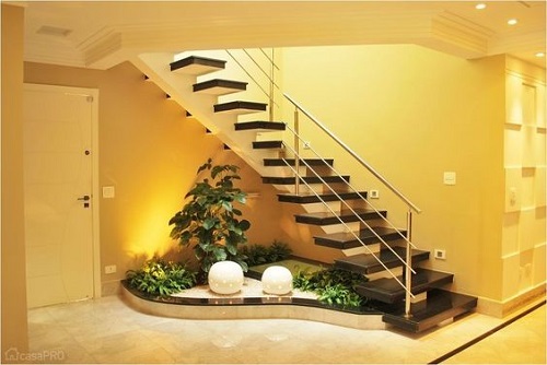 Indoor Garden Under Stairs Ideas 11