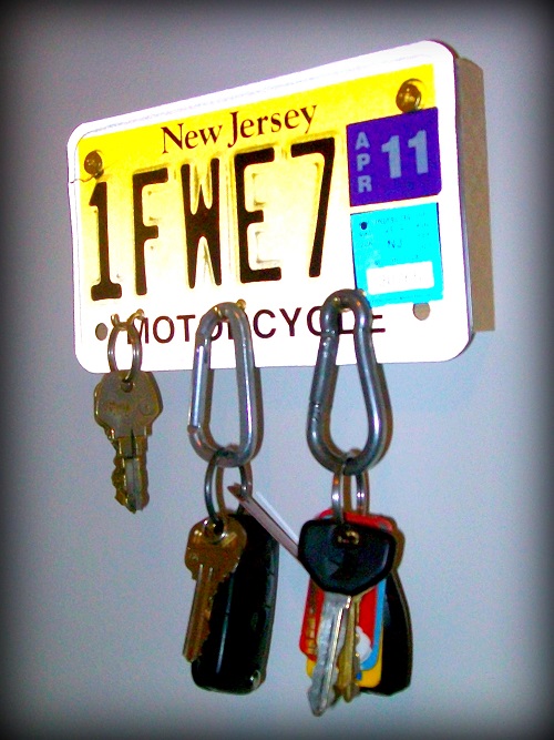 Craft Ideas for Old License Plates 10
