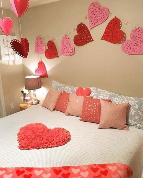 Valentine's Day Bedroom Decor 13