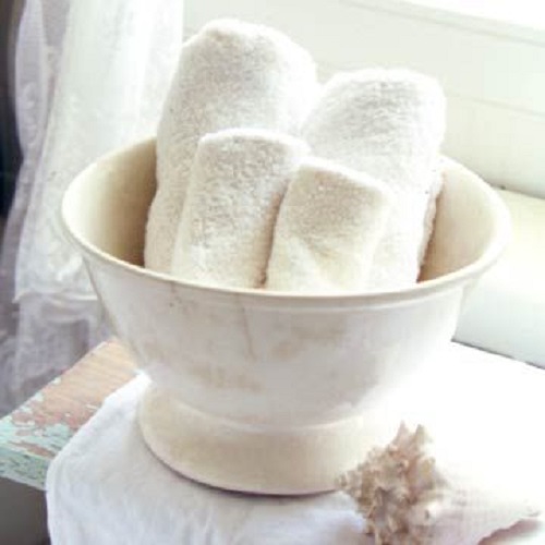Display Towels in a Bowl