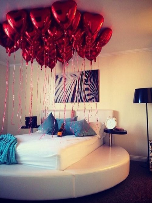 Valentine's Day Bedroom Decor 5
