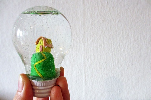 Light Bulb Crafts Ideas 6