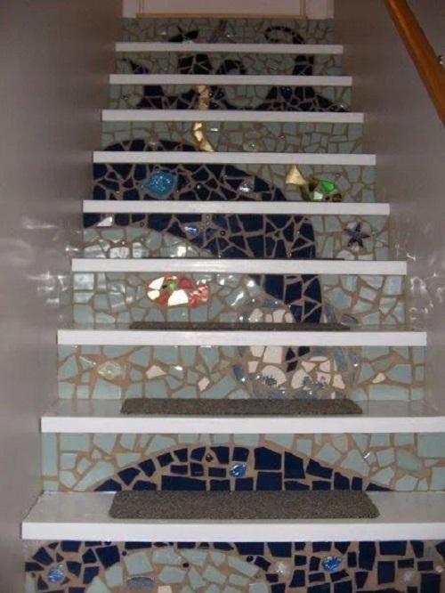 Staircase Space Decorating Ideas 3