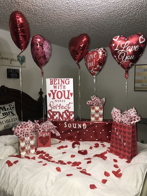 Valentine's Day Bedroom Decor 23