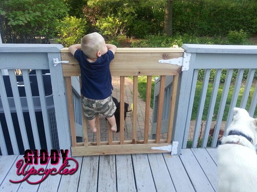 DIY Deck Gate Ideas 2