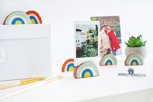 DIY Rainbow Photo Holder