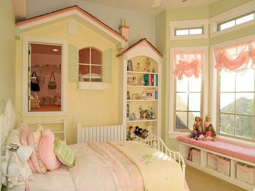 Cute Doll House-Themed Girl Bedroom