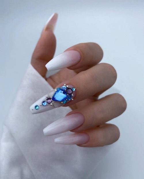 Soft White Nails With Diamond Ideas 9