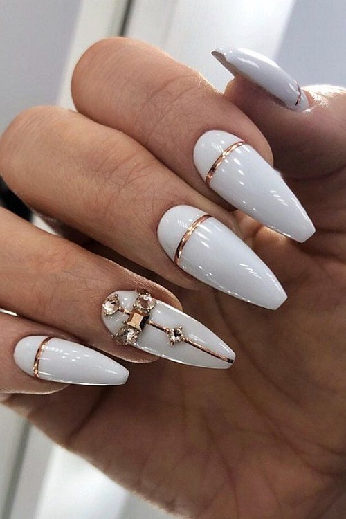 Soft White Nails With Diamond Ideas 15