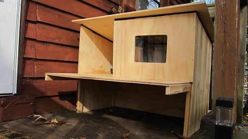 DIY Outdoor Cat House Ideas 17