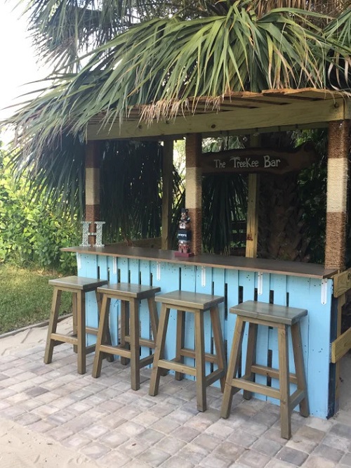 Outdoor Bar Plans with Roof 2