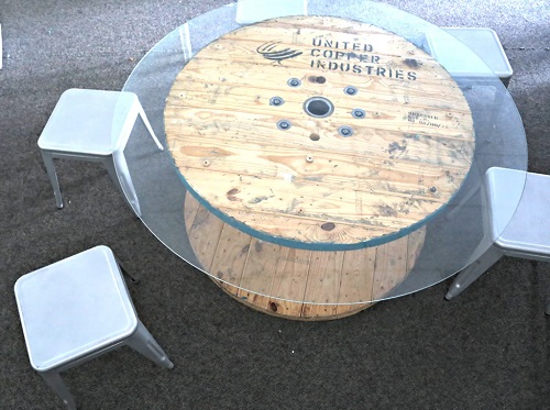 Wooden Spool Table Ideas 13