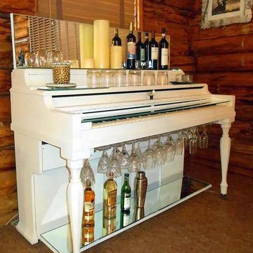 A Piano Bar