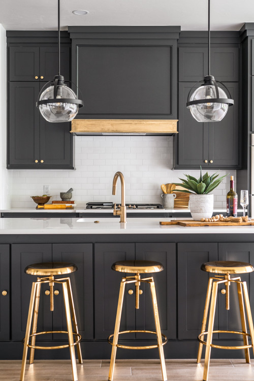 Black and Gold Kitchen Ideas 1