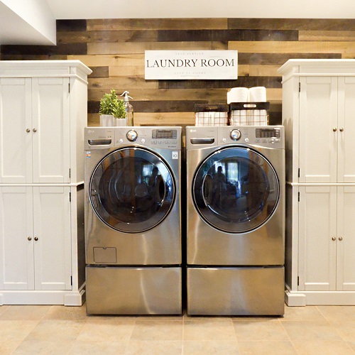 Laundry Room Accent Wall Ideas 3