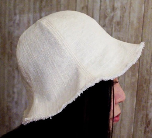 TULIP HAT