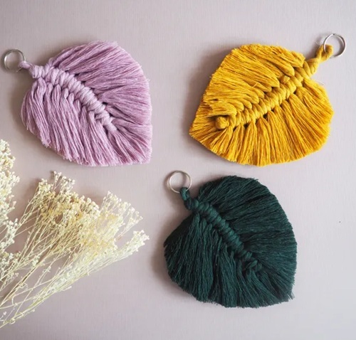 macrame feather keychain
