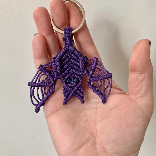 macrame bat keychain