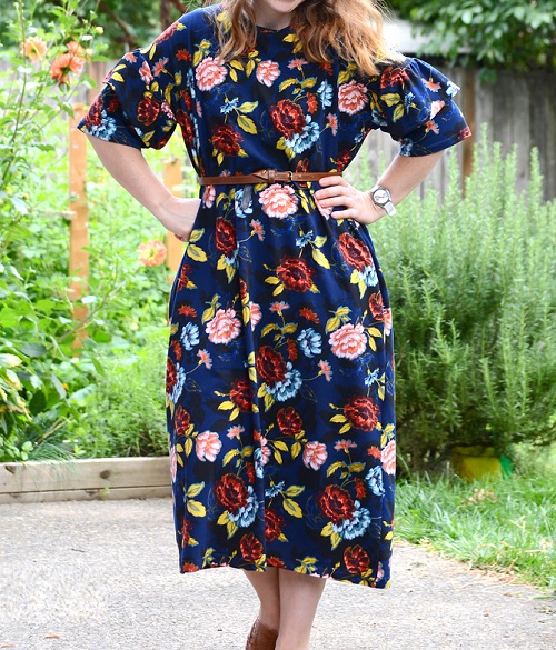 bell-sleeve-knit-dress