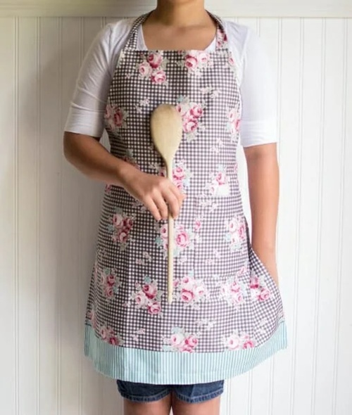 Yard Magic Free Apron Pattern
