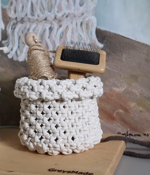 Macramé Neat Basket