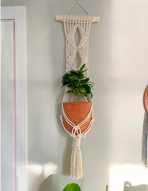 Macrame wall plant hangers 2