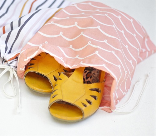 DIY 10-Minute Shoe Bags