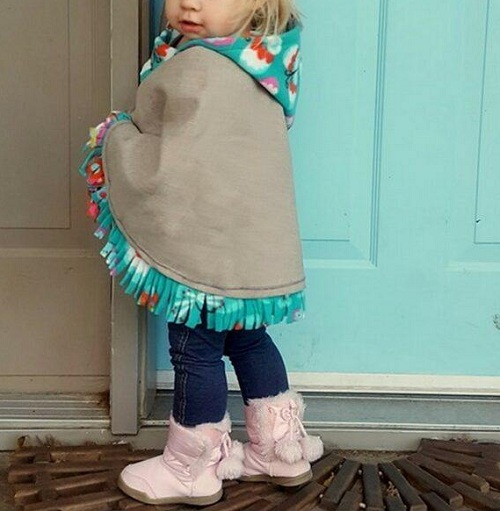 FLEECE-LINED CAR SEAT PONCHO TUTORIAL