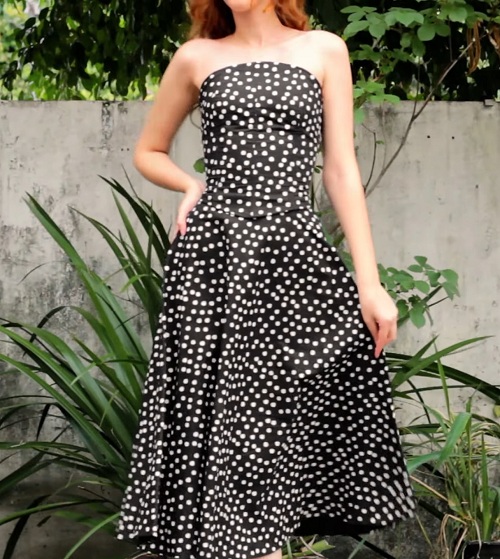 DIY 50's INSPIRED CORSET DRESS