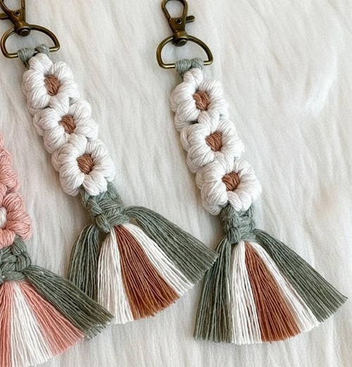 DIY Macrame Flower Keychain Tutorial