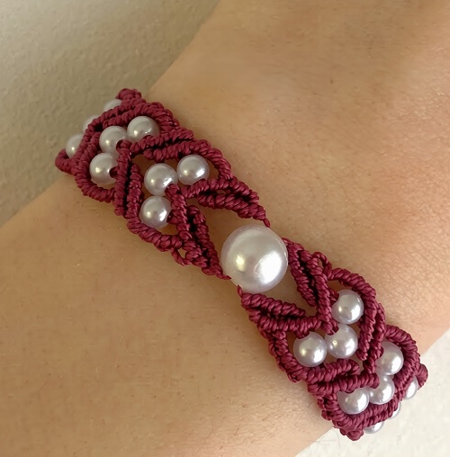 Macrame Bracelet Tutorial with Beads