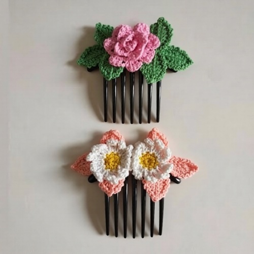 Crochet flower hair clip, comb model (subtitle)