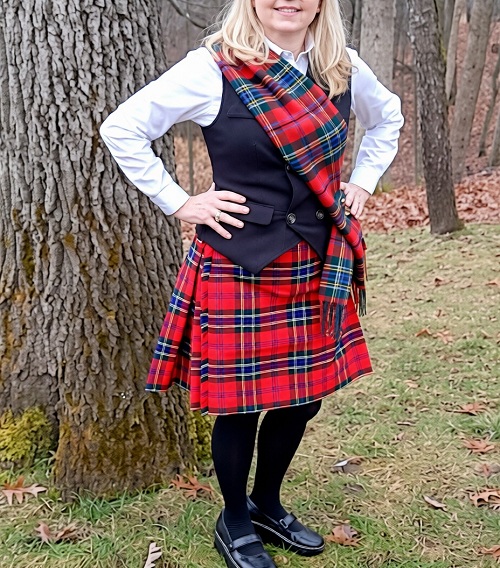 Step by step instructions on how to make your very own Kilt!