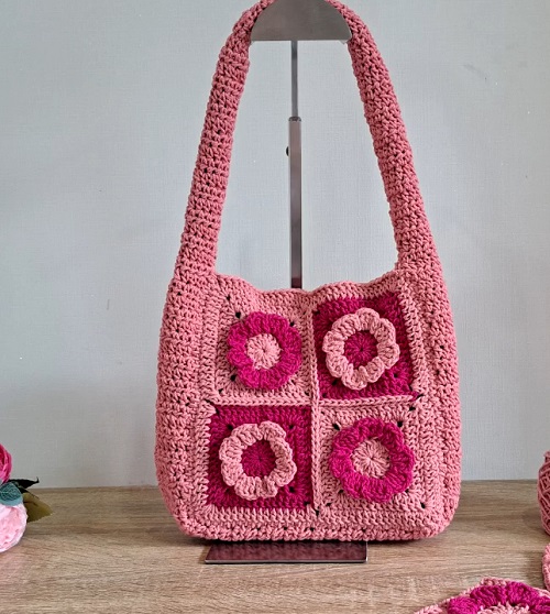 How to Crochet Flower Granny Square Bag