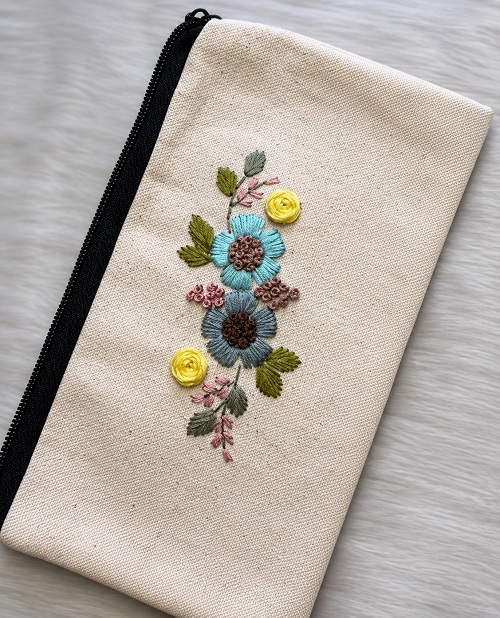 Easy Pouch Embroidery