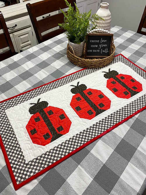 ladybugs charming runner