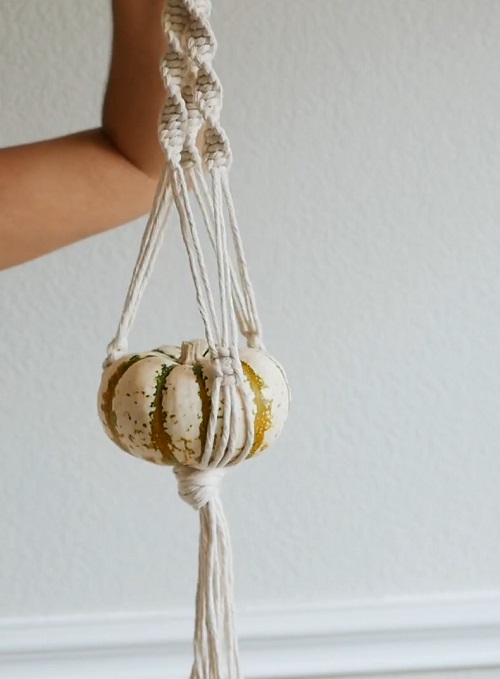 10-Minute Macrame Pumpkin Hanger
